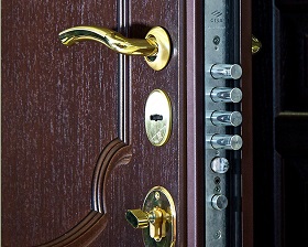 Замена замка на металлической двери Legran в Курчатове